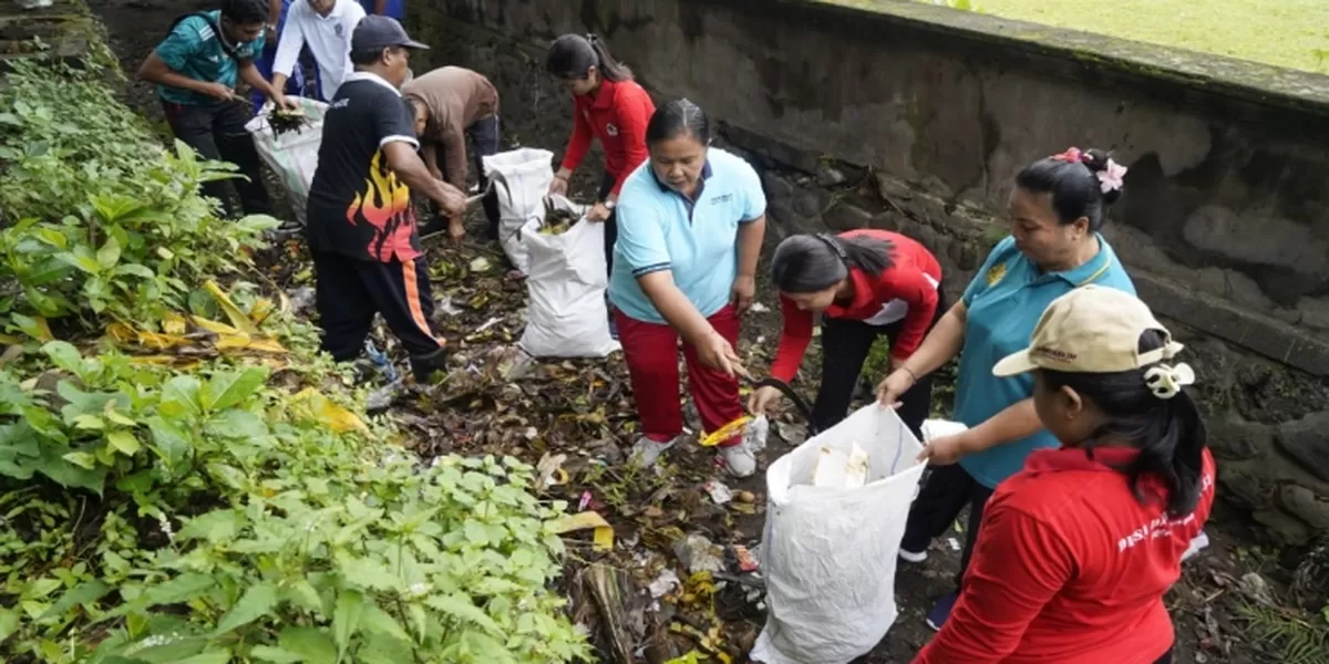 Sinergi Lintas Sektoral: Kecamatan Dawan Dukung Normalisasi Sungai Dauh Dawan