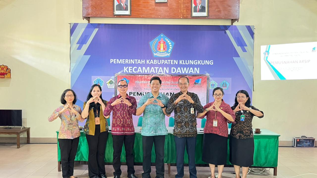 Sinergi Tertib Administrasi: Kecamatan Dawan Gelar Kegiatan Pemusnahan Arsip Bersama Disarpus Klungkung